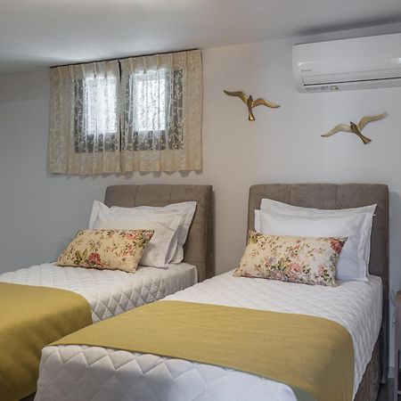 Willa Casa Kastella, Private Jacuzzi & Bbq Facilities! Angouselianá Zewnętrze zdjęcie