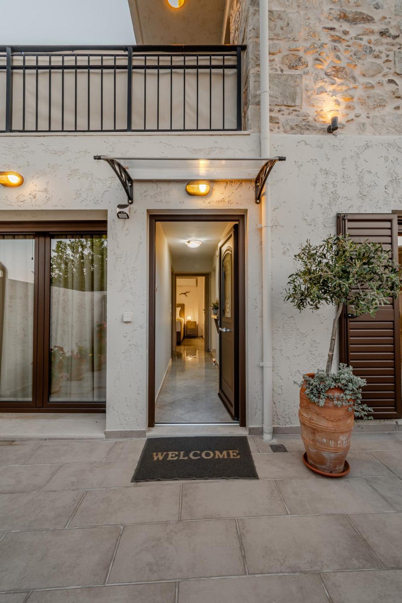 Willa Casa Kastella, Private Jacuzzi & Bbq Facilities! Angouselianá Zewnętrze zdjęcie