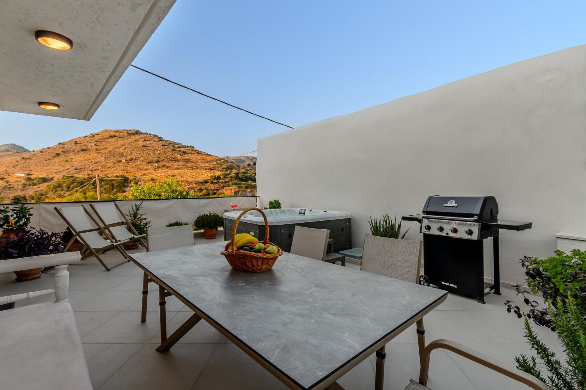 Willa Casa Kastella, Private Jacuzzi & Bbq Facilities! Angouselianá Zewnętrze zdjęcie
