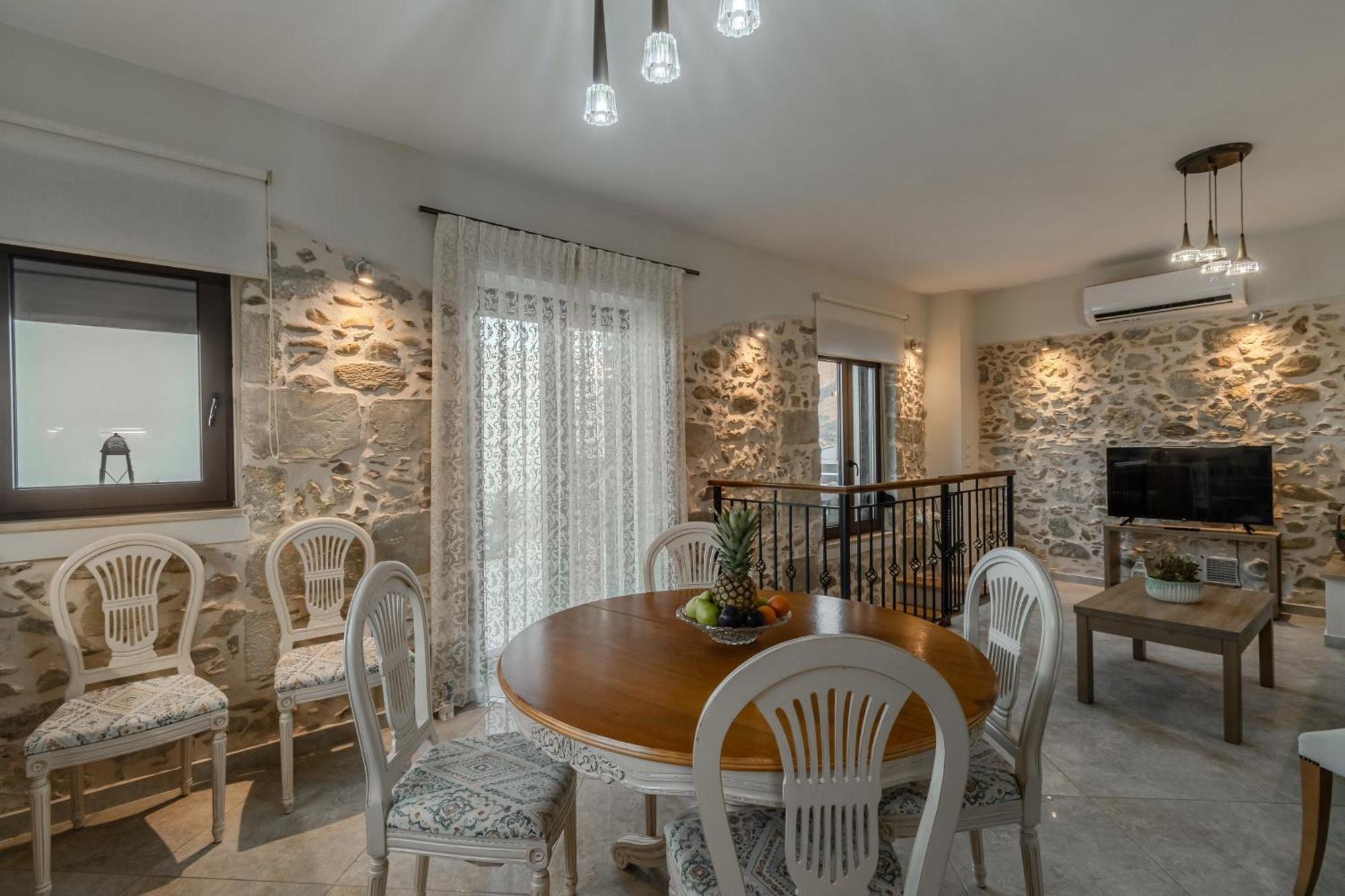 Willa Casa Kastella, Private Jacuzzi & Bbq Facilities! Angouselianá Zewnętrze zdjęcie